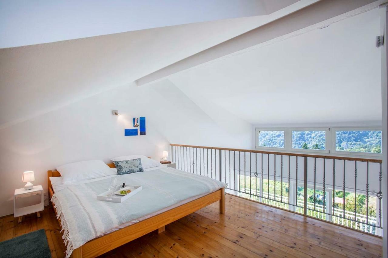 Villa Zagreb - Samobor, Croatia Castle View House Esterno foto