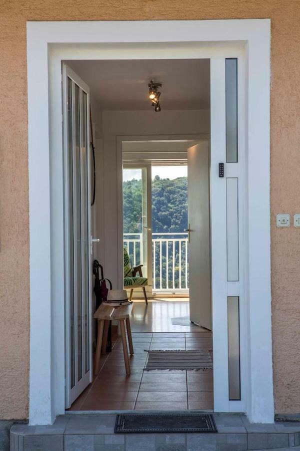 Villa Zagreb - Samobor, Croatia Castle View House Esterno foto
